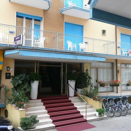 Hotel Azzorre Lido di Jesolo Exterior foto
